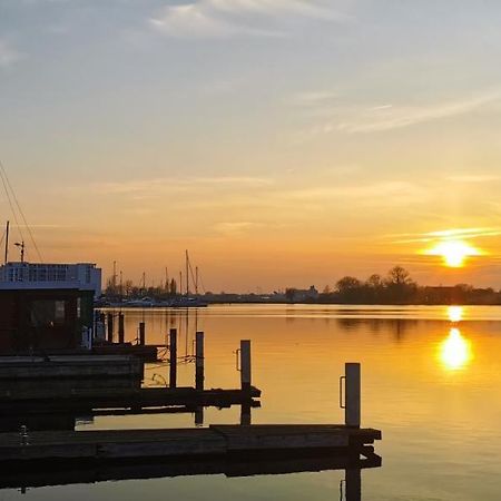 Hausboot Wilhelmshaven - Traum Unterkunft An Der Jade Buitenkant foto